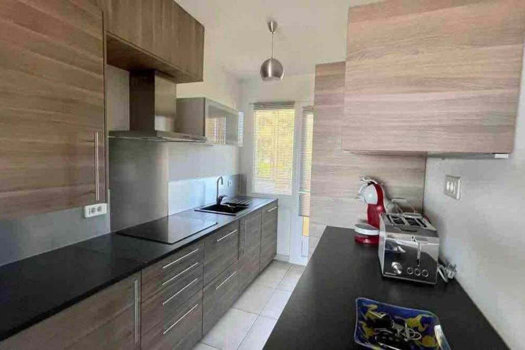 Appartement 2 Chambres Terrasse Vue Mer Кари Ле Рует Екстериор снимка